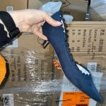 Pallet of women’s shoes and sandles - Image 2